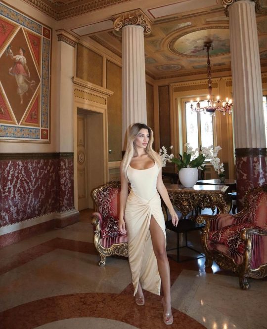 84A46BB2-5623-4CB0-A4E1-171B0AA95B49