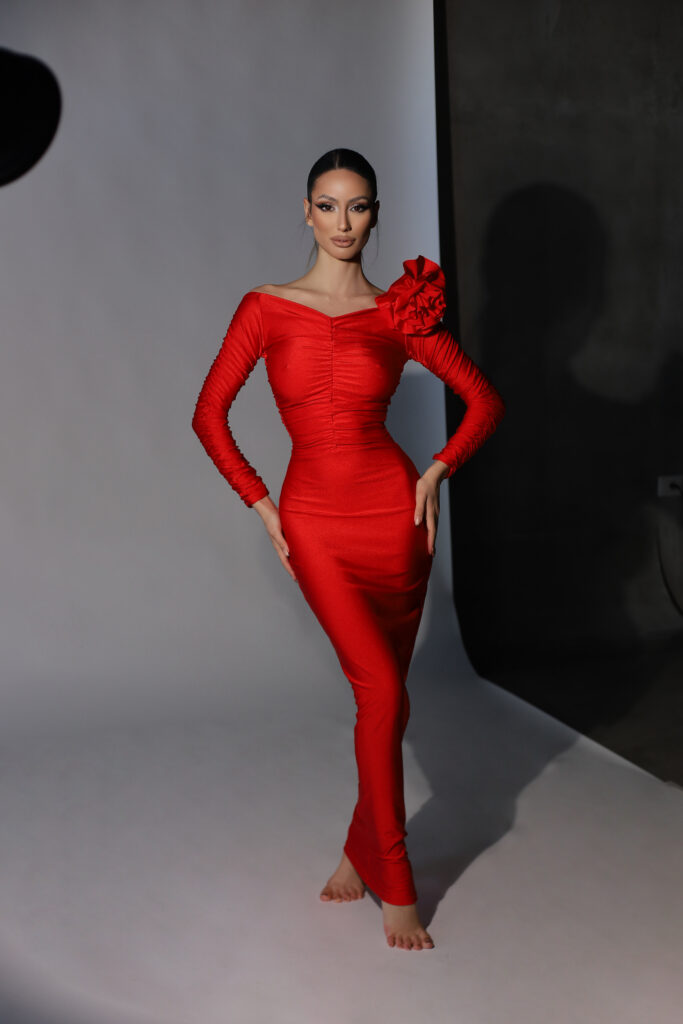 ROSÁ SLEEK MAXI DRESS  - RED