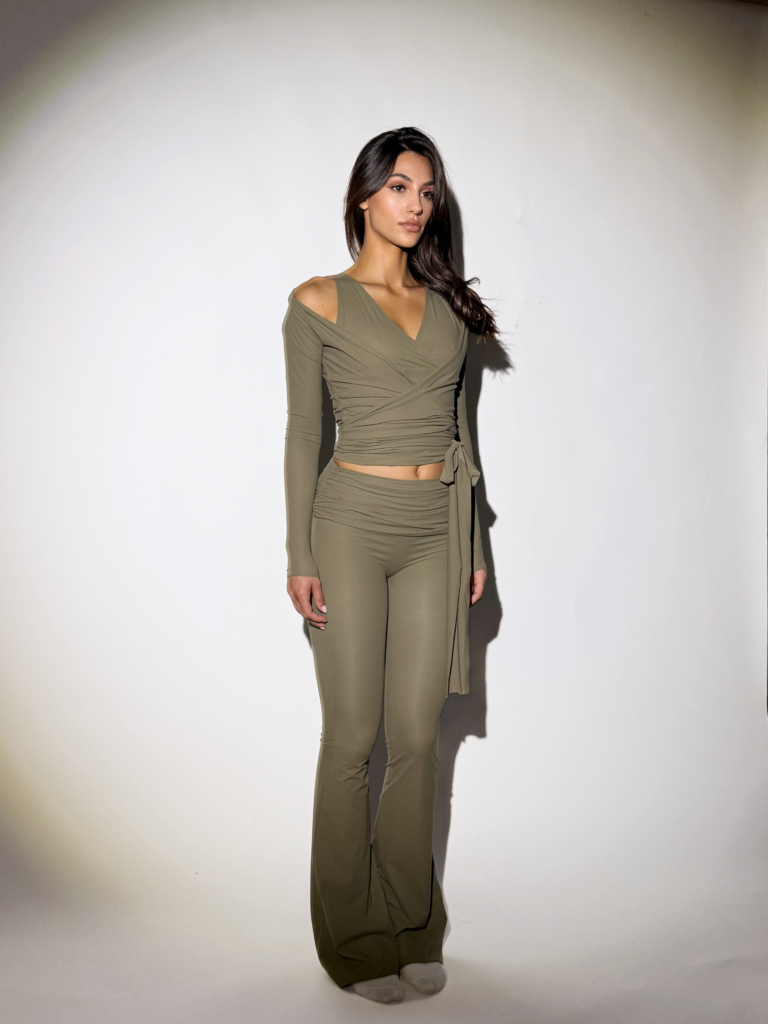 The Art of Form 3 piece set - Khaki